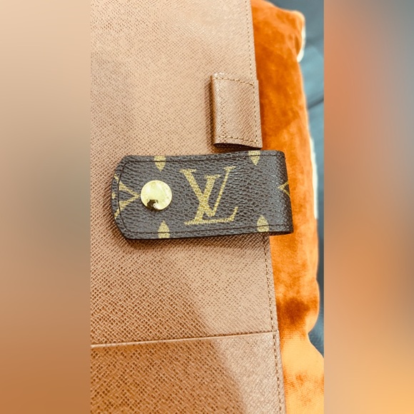 COPY - Authentic Louis Vuitton Monogram Agenda GM/ Large Ring Agenda Cover - Picture 5 of 16